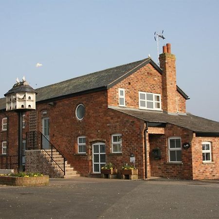 Wall Hill Farm Northwich Exteriör bild